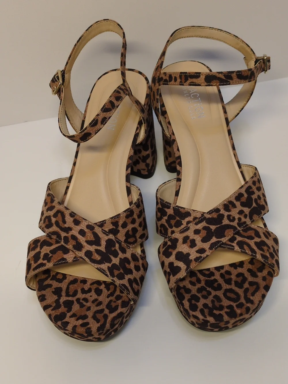 Kenneth Cole Reaction Reeva Leopard Print Platform Sandals Block Heel Size 10